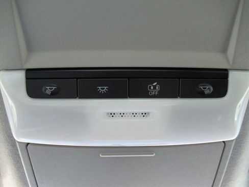 Used 2021 Nissan Sentra SV FWD image 27