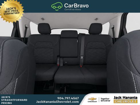 Used 2022 Nissan Pathfinder SV AWD/4WD image 19