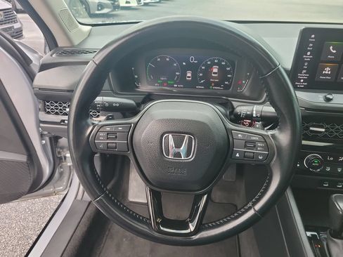 Used 2023 Honda Accord EX-L image 26