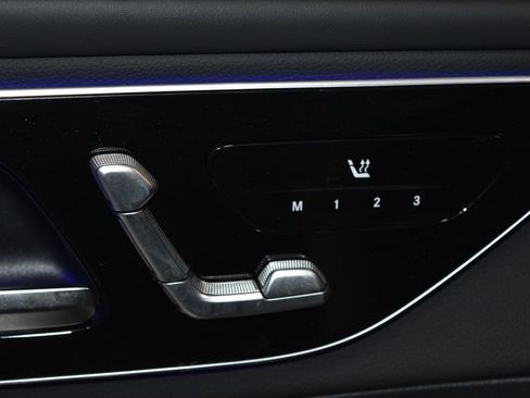 Certified 2024 Mercedes-Benz GLC 300 4MATIC image 5