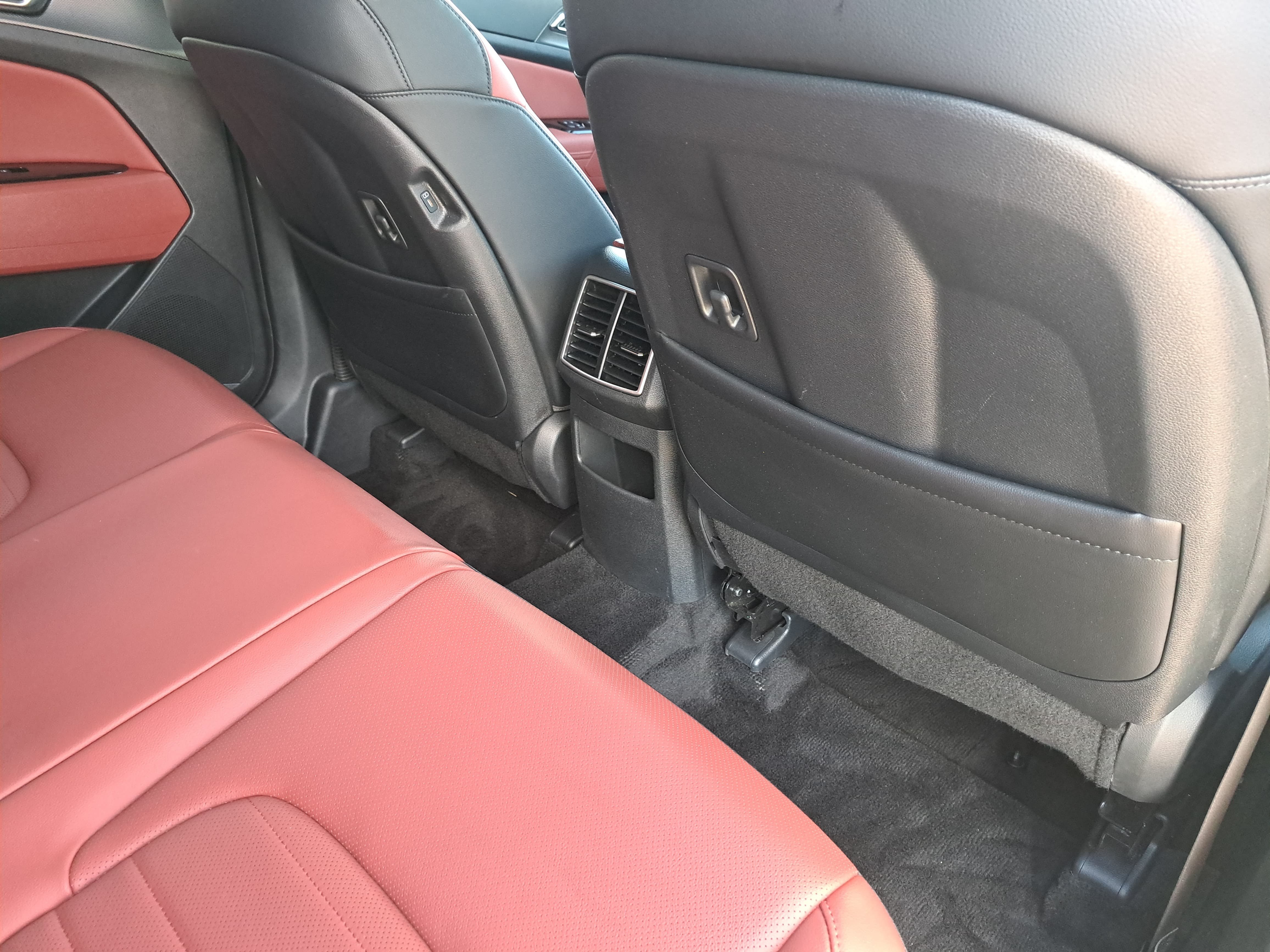 Used 2025 Kia Sportage SX Prestige AWD/4WD image 11