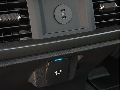 Used 2025 Ford F150 Tremor w/ Tow/Haul Package AWD/4WD image 17