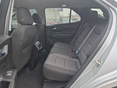 Used 2021 Chevrolet Equinox LT AWD/4WD image 21