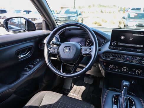 Used 2024 Honda HR-V Sport image 6