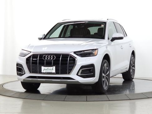 Used 2021 Audi Q5 Prestige w/ Prestige Package AWD/4WD image 4