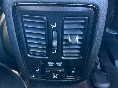 Used 2018 Dodge Durango GT w/ Premium Group image 32