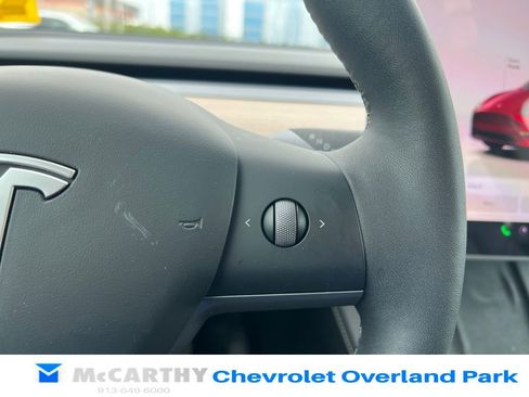Used 2025 Tesla Model Y Long Range AWD/4WD image 13