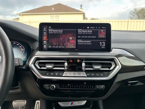 Used 2024 BMW X3 M40i w/ Premium Package image 33