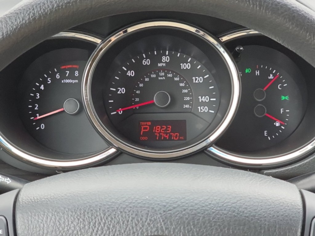 Used 2013 Kia Sorento LX w/ Convenience Pkg FWD image 24