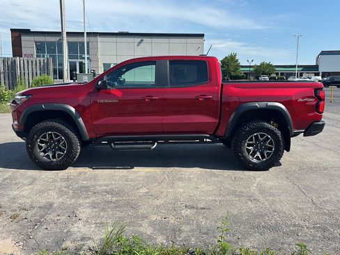 Used 2023 Chevrolet Colorado ZR2 w/ ZR2 Convenience Package III AWD/4WD image 4