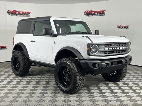 Used 2024 Ford Bronco Black Diamond image 2