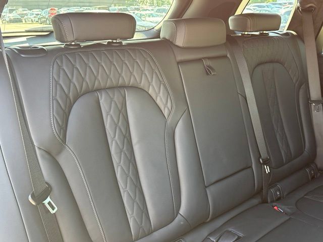 Certified 2026 BMW X5 M60i AWD/4WD image 32