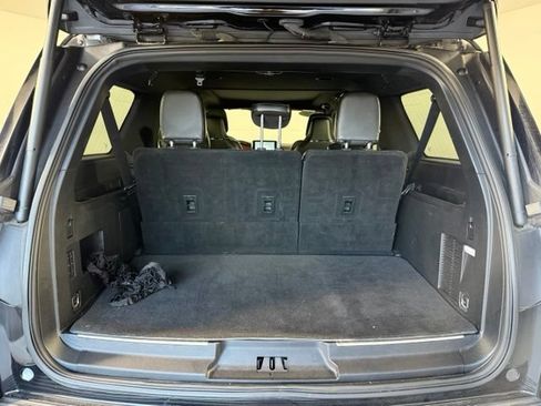 Used 2020 Lincoln Navigator L Reserve w/ Luxury Package AWD/4WD image 17