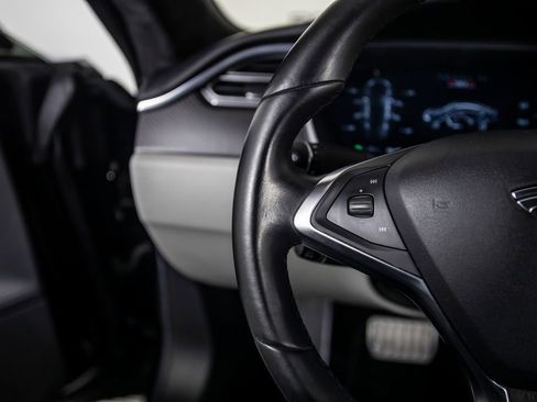 Used 2016 Tesla Model S P90D image 34