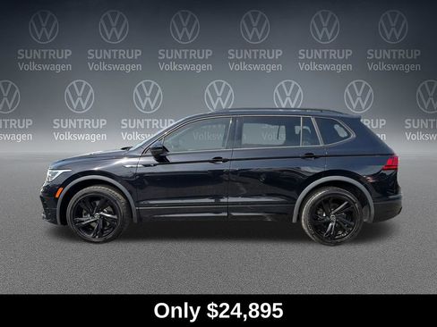 Used 2023 Volkswagen Tiguan SE R-Line FWD image 4
