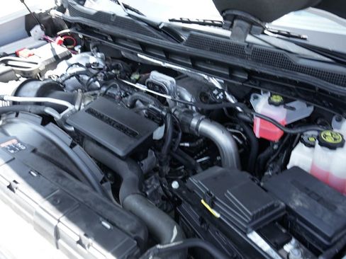 Used 2024 Chevrolet Silverado 3500 High Country w/ High Country Premium Package AWD/4WD image 15