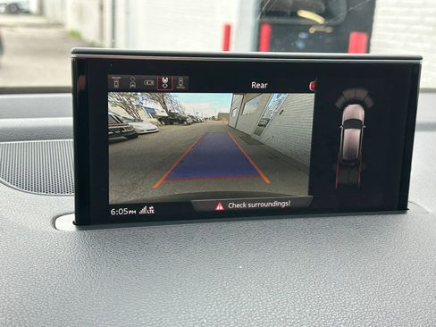 Used 2017 Audi Q7 3.0T Premium Plus image 37