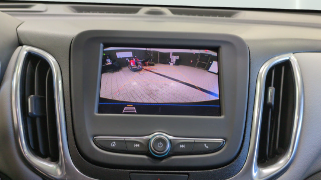 Used 2020 Chevrolet Equinox LS w/ LS Convenience Package FWD image 12