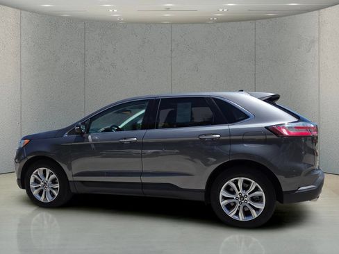 Used 2023 Ford Edge Titanium AWD/4WD image 8