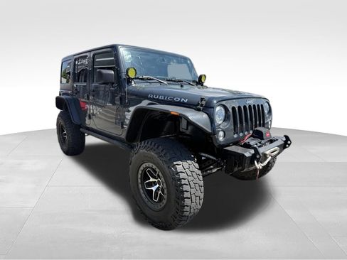 Used 2017 Jeep Wrangler Unlimited Rubicon w/ Max Tow Package AWD/4WD image 6