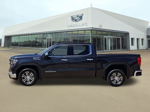 Used 2025 GMC Sierra 1500 SLT RWD image 3