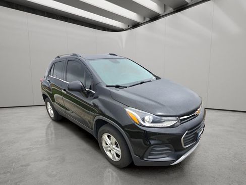 Used 2019 Chevrolet Trax LT w/ Driver Confidence Package AWD/4WD image 7