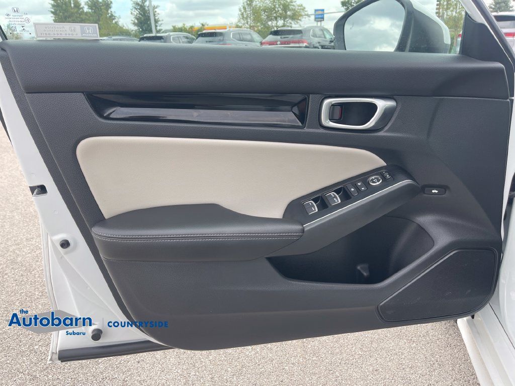 Used 2023 Honda Civic Touring image 10