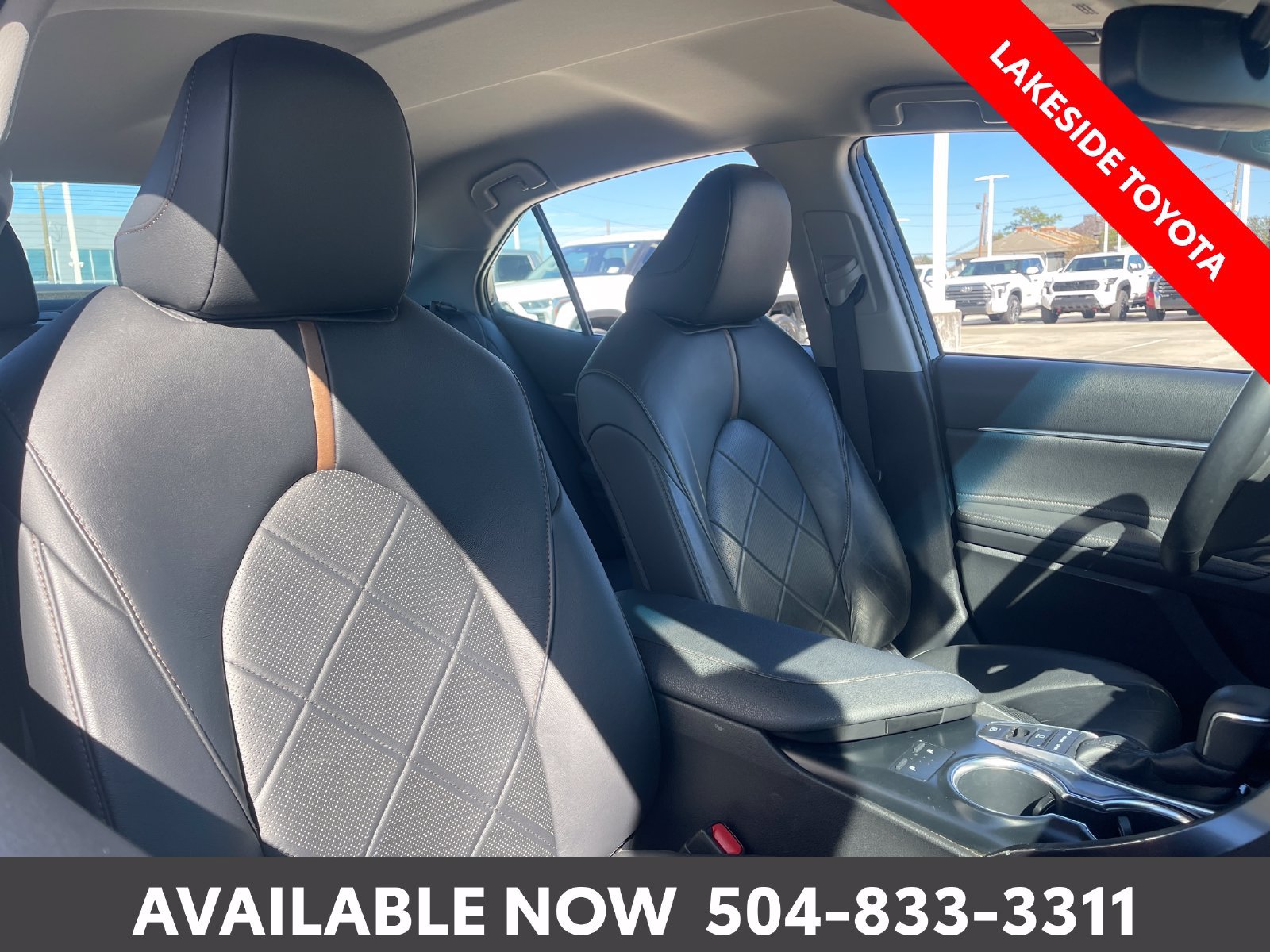 Certified 2018 Toyota Camry XLE FWD image 16