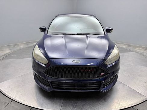 Used 2016 Ford Focus ST FWD image 2