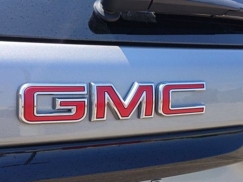 Used 2024 GMC Terrain SLE w/ Driver Convenience Package AWD/4WD image 31