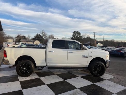 Used 2017 RAM 2500 SLT image 4