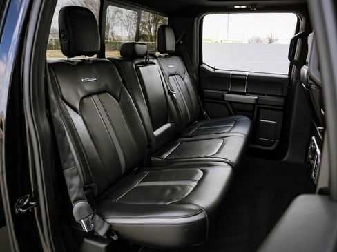 Used 2019 Ford F150 Platinum w/ Equipment Group 701A Luxury image 28