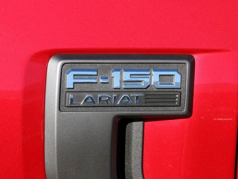 Used 2022 Ford F150 Lariat w/ Equipment Group 502A High image 11