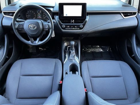 Used 2023 Toyota Corolla LE image 9