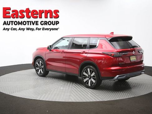 Used 2025 Mitsubishi Outlander SE FWD image 63