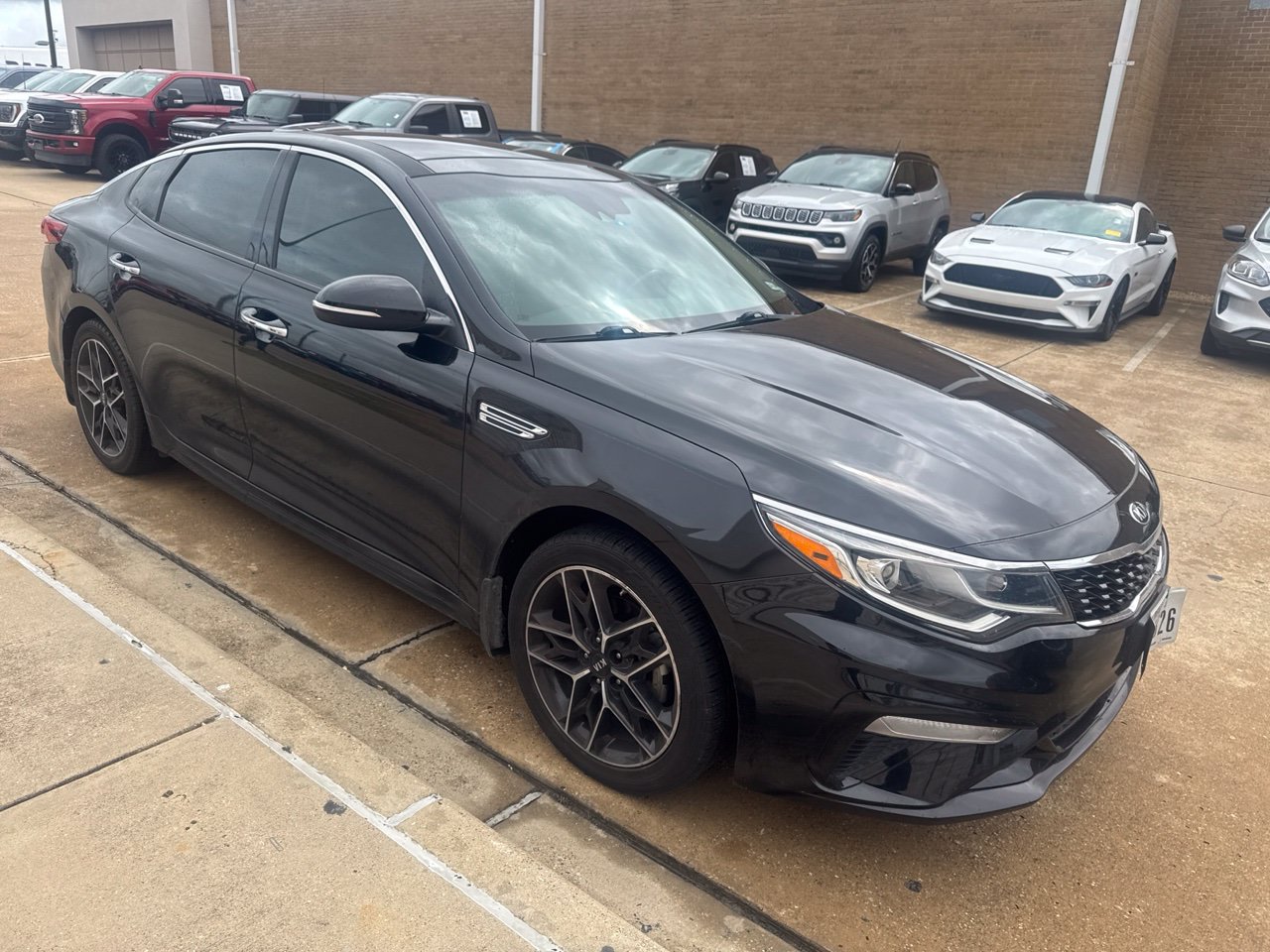 Used 2020 Kia Optima SE FWD image 3