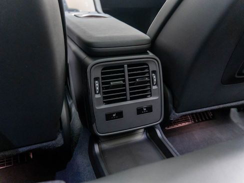 New 2025 Porsche Taycan 4 Cross Turismo image 20