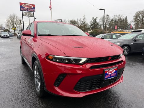 Used 2024 Dodge Hornet R/T image 11