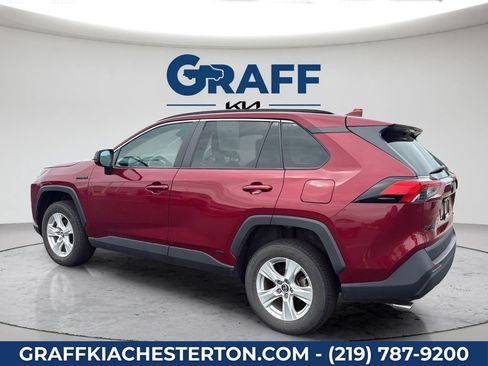 Used 2021 Toyota RAV4 LE AWD/4WD image 14
