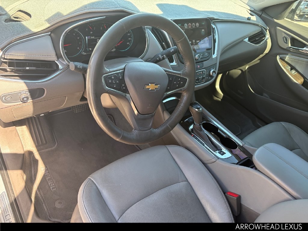 Used 2016 Chevrolet Malibu Premier w/ Driver Confidence Package II FWD image 15