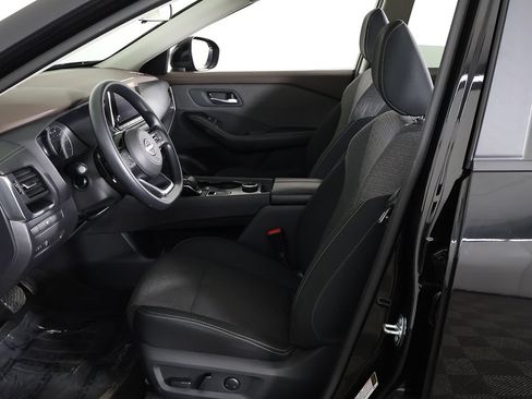 Used 2023 Nissan Rogue SV AWD/4WD image 28