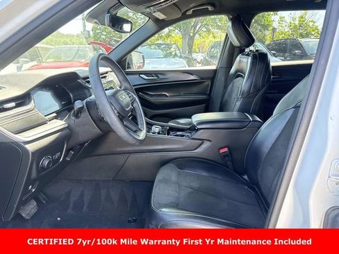 Used 2023 Jeep Grand Cherokee L Laredo AWD/4WD image 19