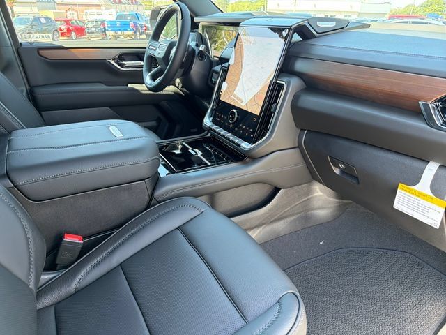 New 2026 GMC Yukon XL Denali w/ Denali Reserve Package AWD/4WD image 21