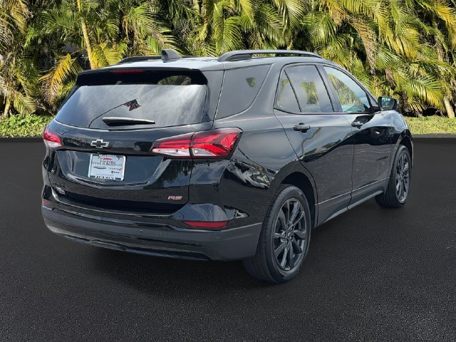 Used 2024 Chevrolet Equinox RS w/ RS Leather Package AWD/4WD image 4