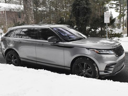 Used 2020 Land Rover Range Rover Velar R-Dynamic S image 12