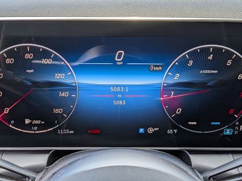 Used 2026 Mercedes-Benz GLC 300 4MATIC image 11