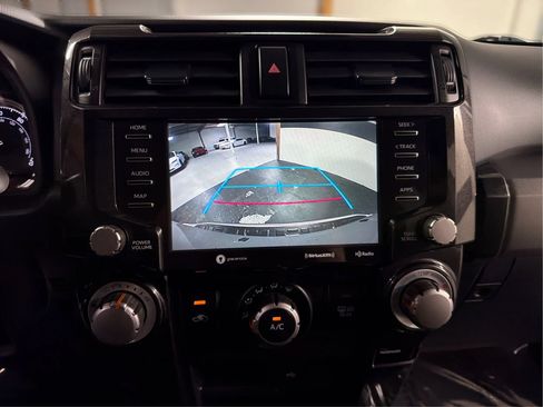 Used 2020 Toyota 4Runner TRD Off-Road AWD/4WD image 21