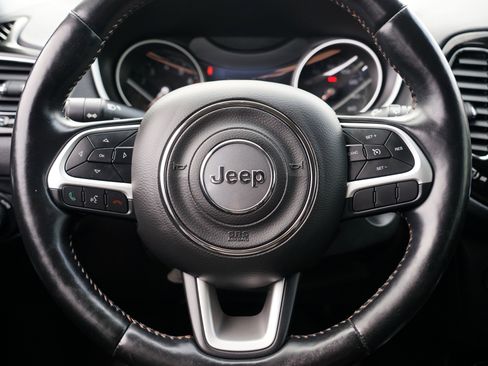 Used 2020 Jeep Compass Limited w/ Safety & Security Group image 24