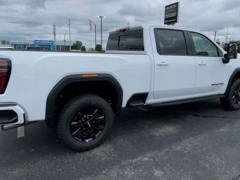 New 2026 GMC Sierra 2500 AT4 w/ AT4 Premium Plus Package AWD/4WD image 2