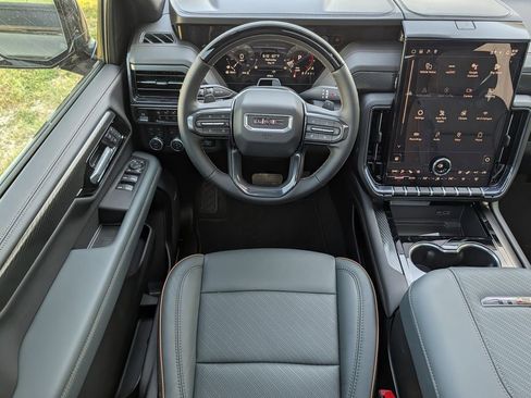 New 2026 GMC Yukon AT4 w/ AT4 Premium Plus Package AWD/4WD image 13